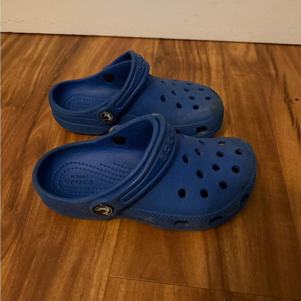 CROCS Kids Classic Blue Sandals